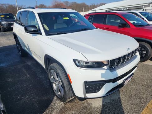New 2026 Jeep Grand Cherokee Limited w/ Luxury Tech Group II AWD/4WD image 1