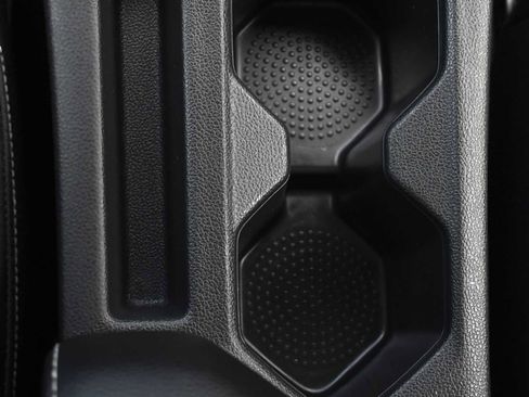 Used 2024 Volkswagen Jetta SE image 21