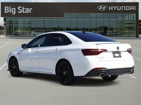 Used 2023 Volkswagen Jetta GLI Autobahn FWD image 3
