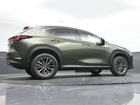Used 2024 Lexus NX 250 FWD image 12
