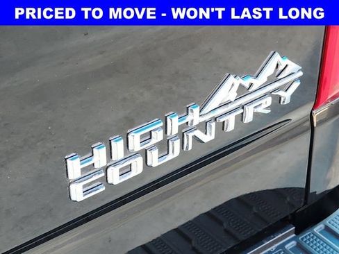 Used 2025 Chevrolet Silverado 1500 High Country w/ High Country Premium Package image 10