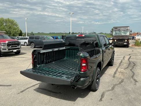 New 2026 RAM 1500 Big Horn AWD/4WD image 12