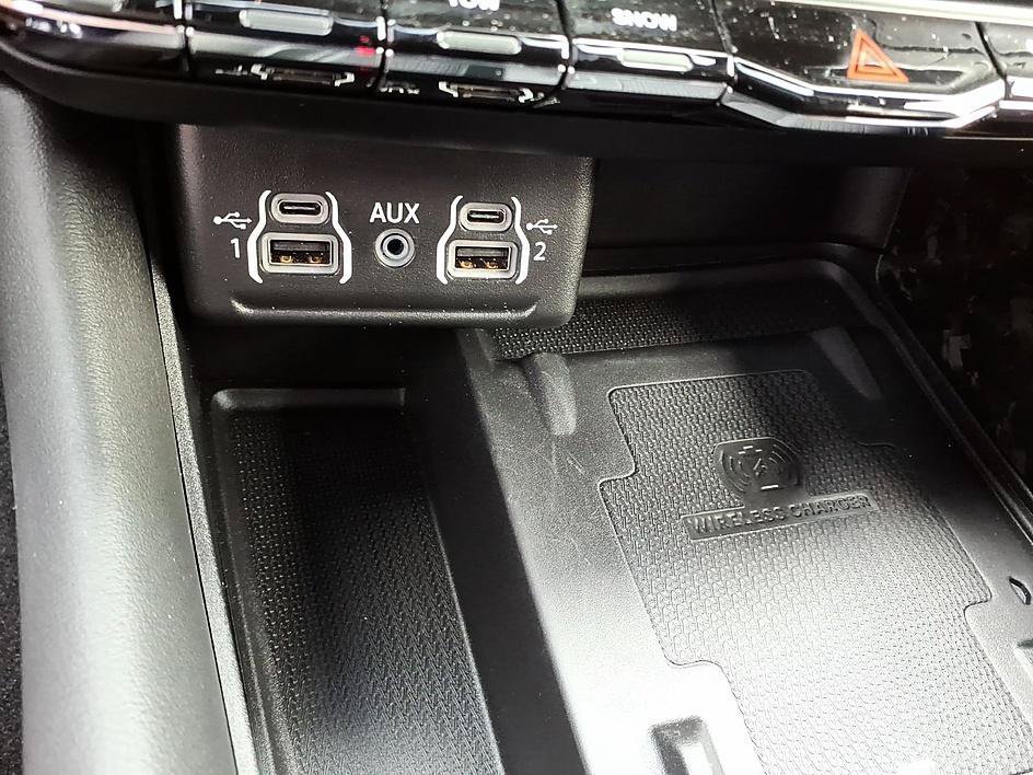 Used 2023 Dodge Durango R/T AWD/4WD image 29