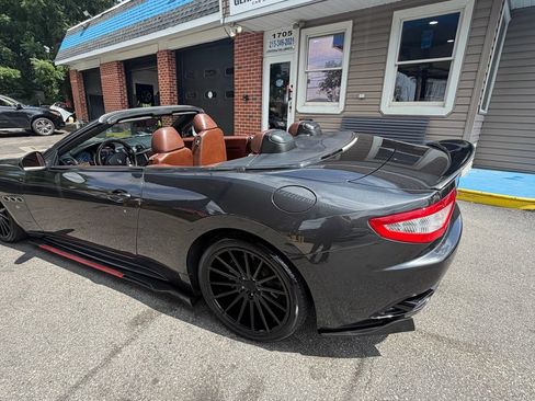 Used 2012 Maserati GranTurismo Sport RWD image 14