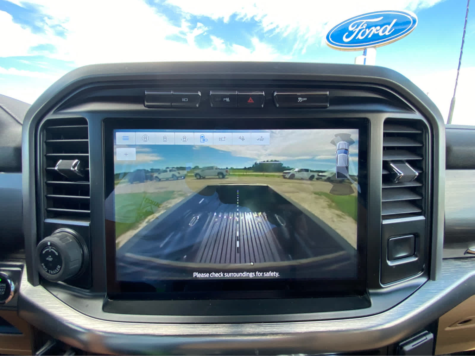 Used 2022 Ford F150 Lariat AWD/4WD image 39