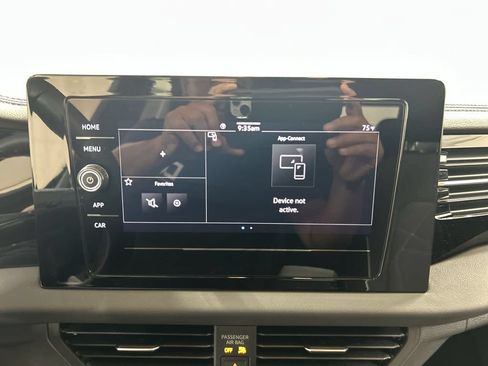 Used 2025 Volkswagen Jetta Sport FWD image 14