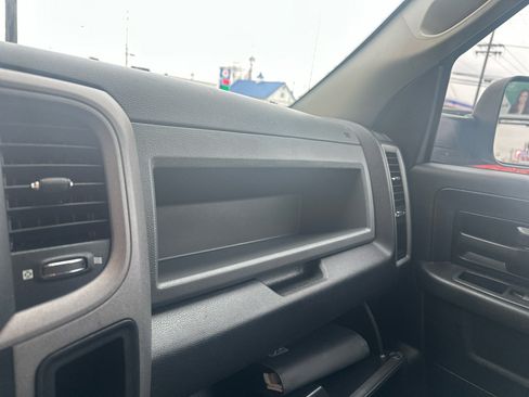 Used 2018 RAM 2500 Tradesman w/ Chrome Appearance Group image 49