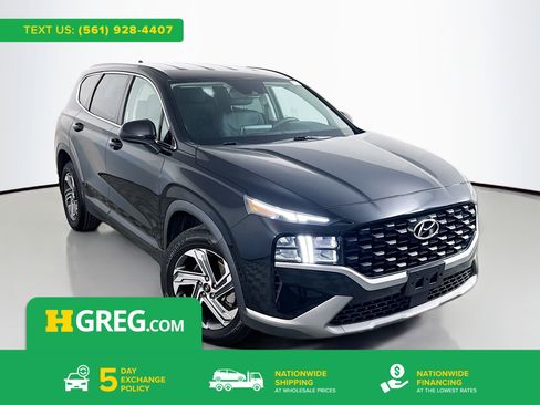 Used 2021 Hyundai Santa Fe SE image 1