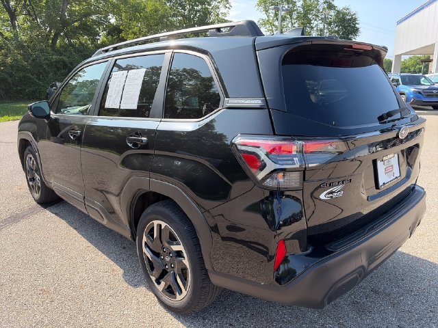 Certified 2025 Subaru Forester Limited AWD/4WD image 5