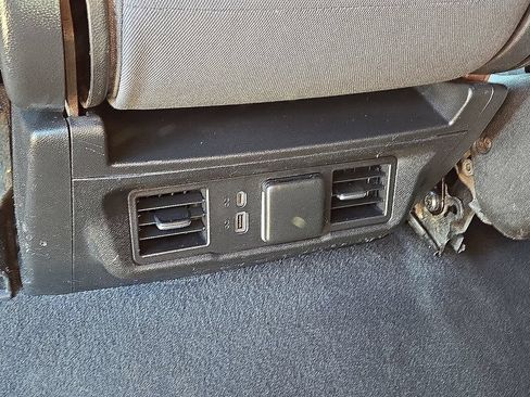 Used 2023 Chevrolet Silverado 1500 LT w/ Protection Package AWD/4WD image 15