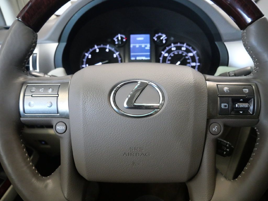 Used 2013 Lexus GX 460 Premium AWD/4WD image 18