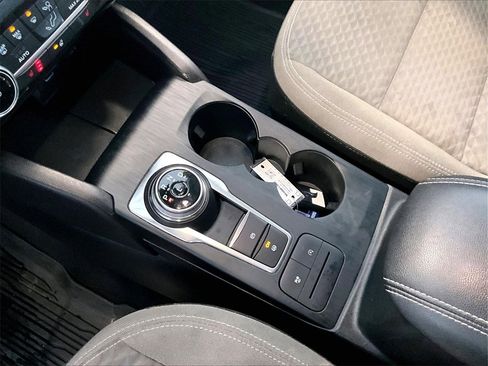 Used 2022 Ford Escape SE w/ Cold Weather Package image 20