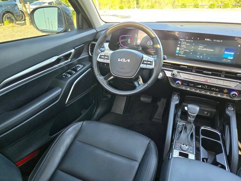 Used 2024 Kia Telluride S w/ S Sunroof Package AWD/4WD image 9