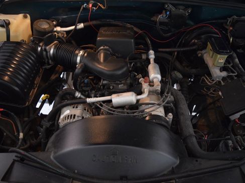 Used 1997 Chevrolet Silverado 1500 4x4 Regular Cab w/ Preferred Equipment Group 2 image 58