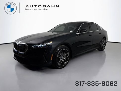 New 2026 BMW 530i xDrive w/ Premium Package AWD/4WD image 2