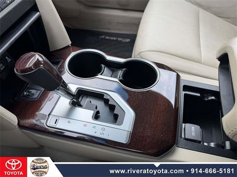 Used 2012 Toyota Camry XLE image 21