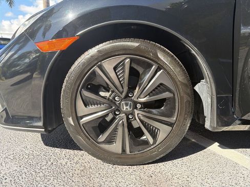 Certified 2019 Honda Civic EX image 58