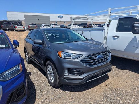 Used 2022 Ford Edge SEL w/ Convenience Package AWD/4WD image 4