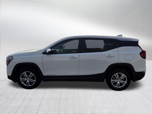 Used 2024 GMC Terrain SLE AWD/4WD image 4