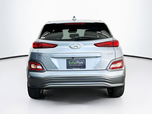 Used 2021 Hyundai Kona Limited FWD image 7