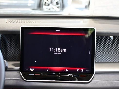New 2026 Volkswagen Tiguan SE AWD/4WD image 20