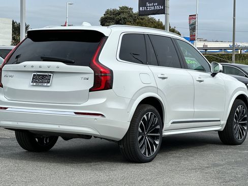 New 2025 Volvo XC90 T8 Plus w/ Protection Package Premier image 5