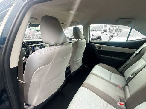 Used 2019 Toyota Corolla LE image 23