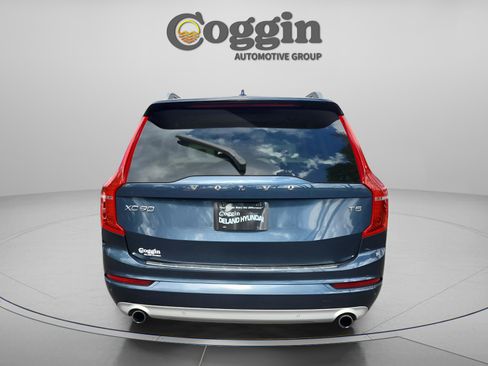 Used 2018 Volvo XC90 T5 Momentum w/ Convenience Package image 4