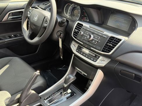 Used 2015 Honda Accord LX image 7