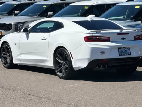 Used 2016 Chevrolet Camaro SS RWD image 7