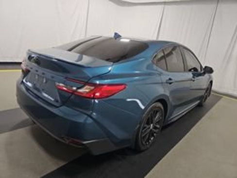 Used 2026 Toyota Camry SE w/ Convenience Package FWD image 4