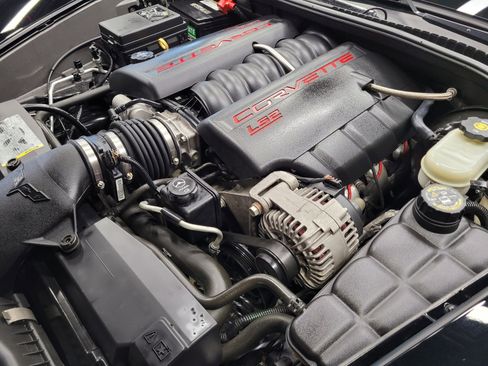 Used 2007 Chevrolet Corvette Coupe image 3