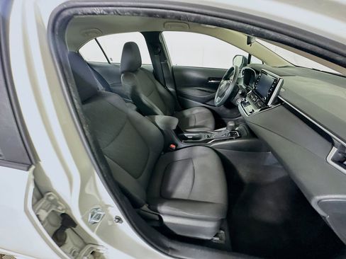 Used 2021 Toyota Corolla LE w/ Carpet Mat Package (TMS) FWD image 27