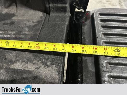 Used 2018 Nissan Titan PRO-4X image 16