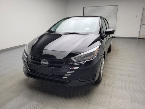 Used 2025 Nissan Versa S FWD image 15