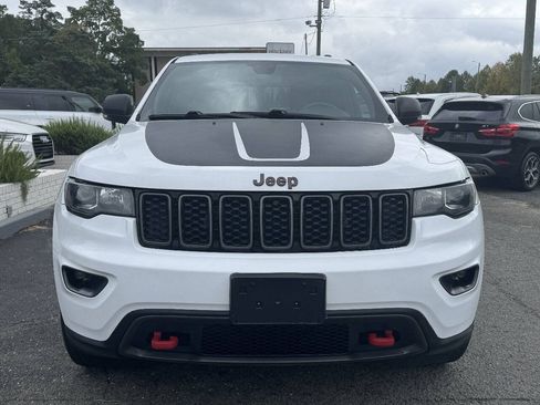 Used 2018 Jeep Grand Cherokee Trailhawk AWD/4WD image 3