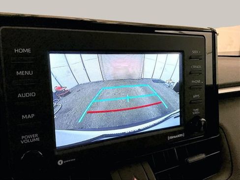 Used 2021 Toyota RAV4 LE AWD/4WD image 20