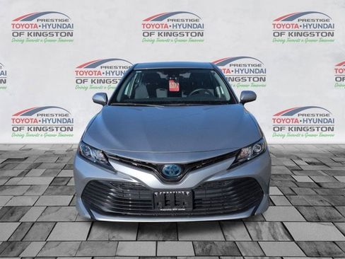 Certified 2020 Toyota Camry LE image 9