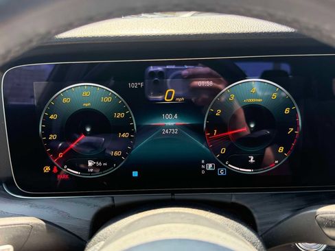 Used 2022 Mercedes-Benz E 350 4MATIC Sedan image 33