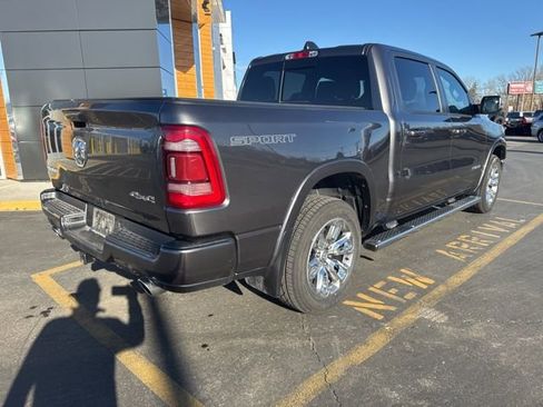 Used 2022 RAM 1500 Laramie w/ Sport Appearance Package AWD/4WD image 6