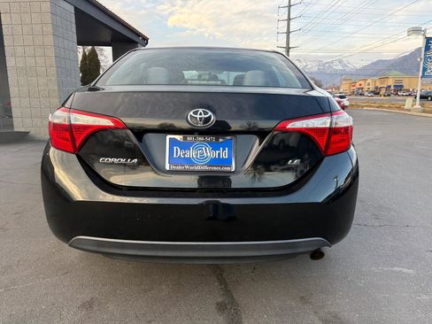 Used 2014 Toyota Corolla LE image 6