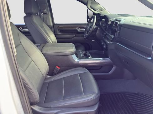 Used 2024 Chevrolet Silverado 3500 LTZ w/ LTZ Premium Package image 8