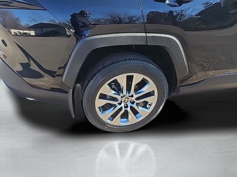 Used 2024 Toyota RAV4 XLE Premium image 14