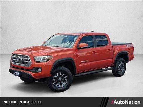 Used 2017 Toyota Tacoma TRD Off-Road w/ Premium & Technology Package AWD/4WD image 1