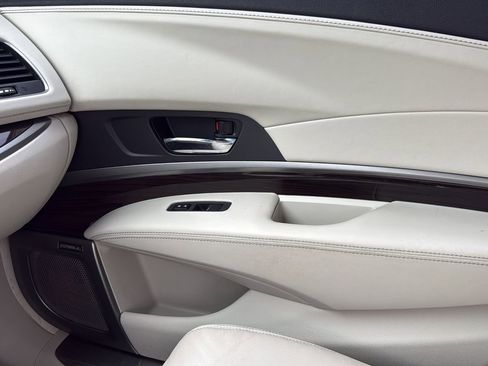 Used 2016 Acura RLX w/ Advance Package FWD image 21