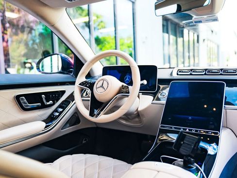 Used 2023 Mercedes-Benz S 580 4MATIC Sedan image 34
