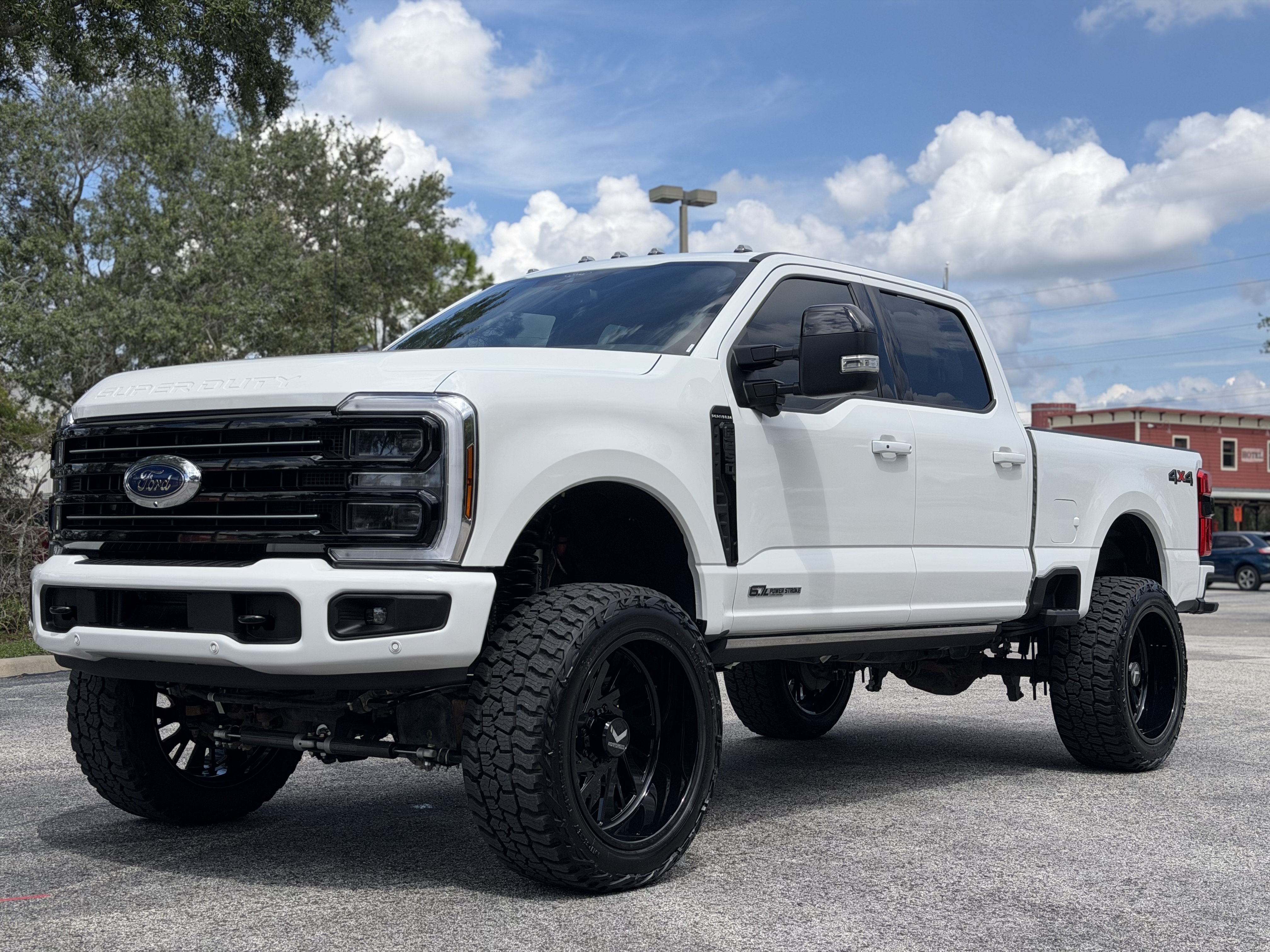Used 2026 Ford F250 Platinum AWD/4WD image 9