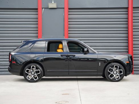 Used 2021 Rolls-Royce Cullinan Base image 10