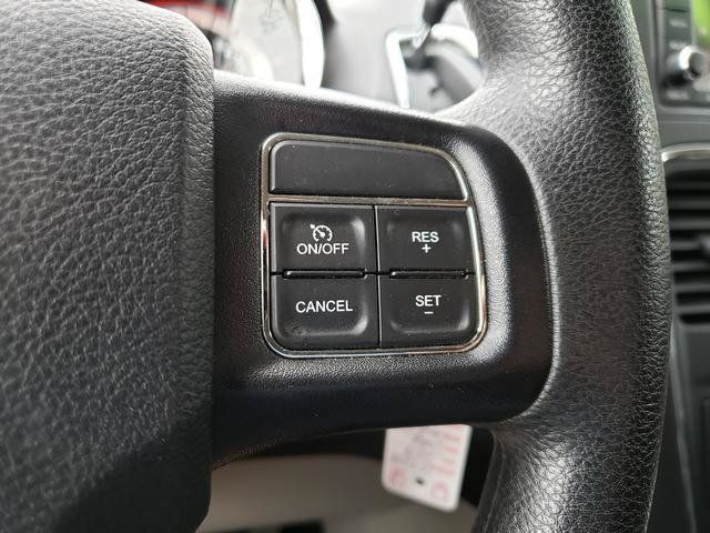 Used 2018 Dodge Grand Caravan SE w/ UConnect Hands-Free Group FWD image 20