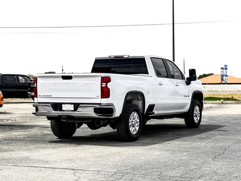 Used 2023 Chevrolet Silverado 2500 LT image 5
